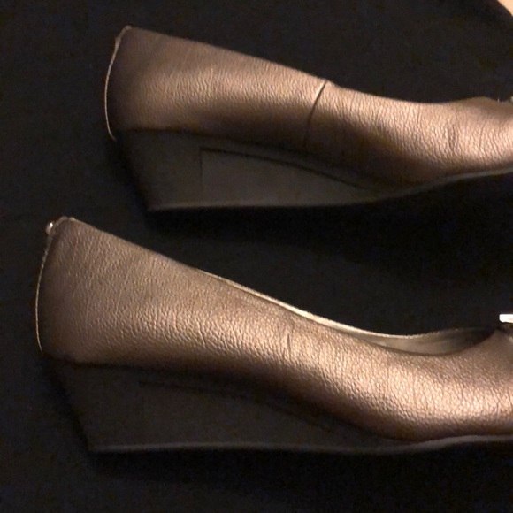 Shoes - Picture 7 of 7